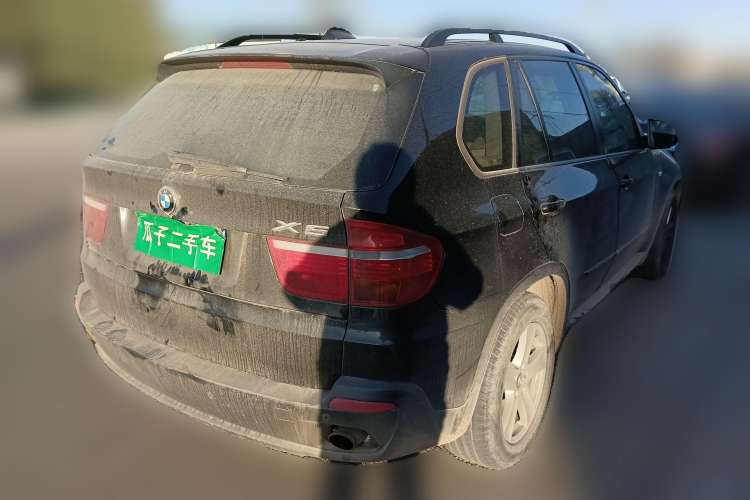Used BMW X5 2009 xDrive30i Leading Model Rear Right 45 Deg