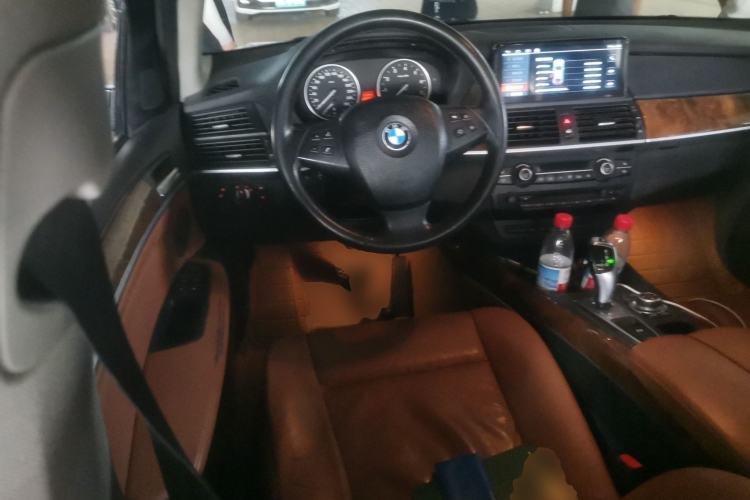 Used BMW X5 2009 xDrive30i Luxury Edition Steering Wheel