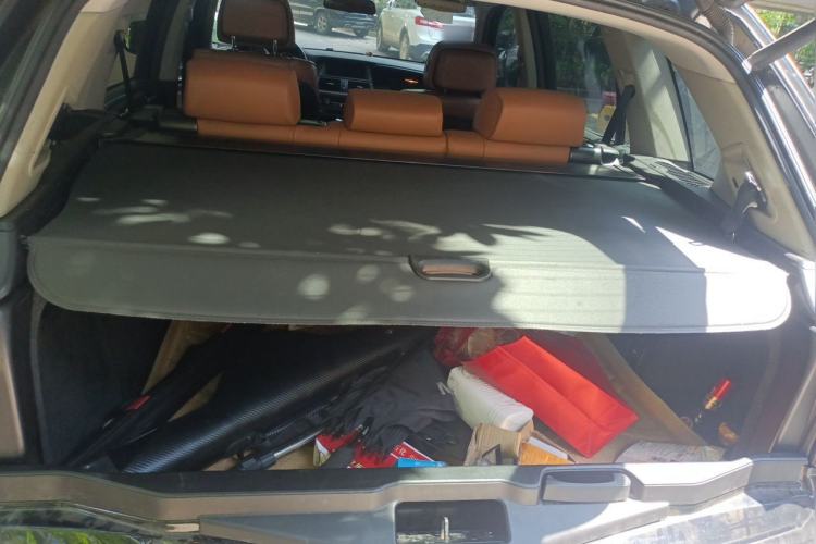 Used BMW X5 2009 xDrive30i Leading Model Trunk