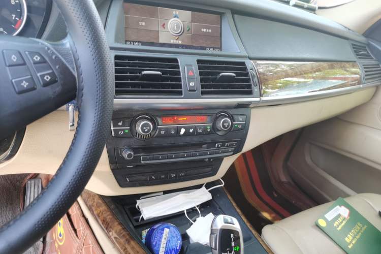 Used BMW X5 2009 xDrive30i Leading Model Audio And AC Panel