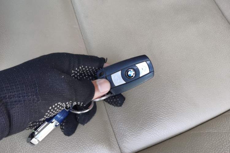 Used BMW X5 2009 xDrive30i Leading Model Vehicle Key