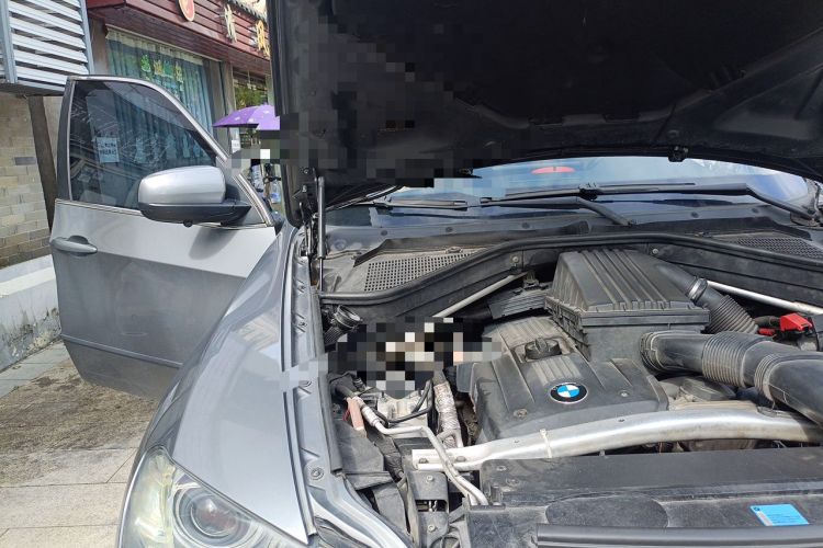 Used BMW X5 2009 xDrive30i Luxury Edition Engine Bay Right