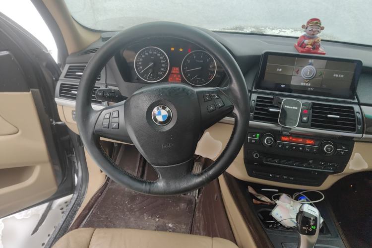 Used BMW X5 2009 xDrive30i Luxury Edition Steering Wheel