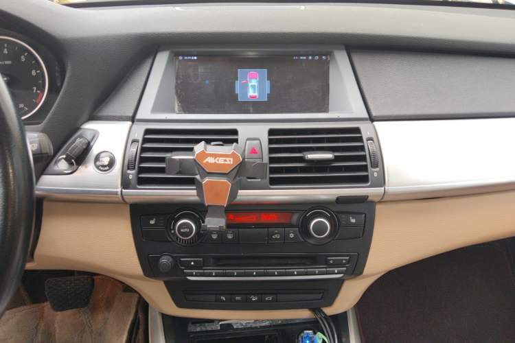 Used BMW X5 2009 xDrive30i Leading Model Audio And AC Panel