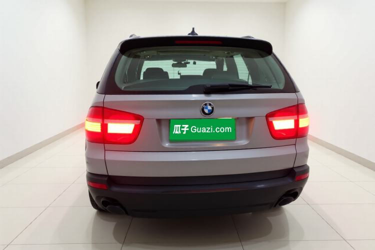 Used BMW X5 2009 xDrive30i Luxury Edition Rear
