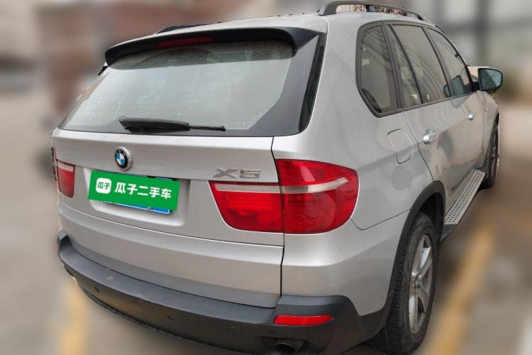 Used BMW X5 2009 xDrive30i Leading Model Rear Right 45 Deg