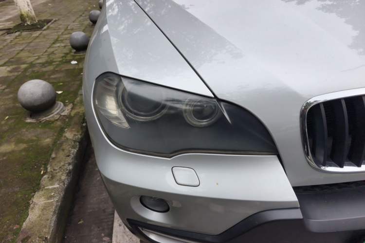 Used BMW X5 2009 xDrive30i Leading Model Right Front Headlight