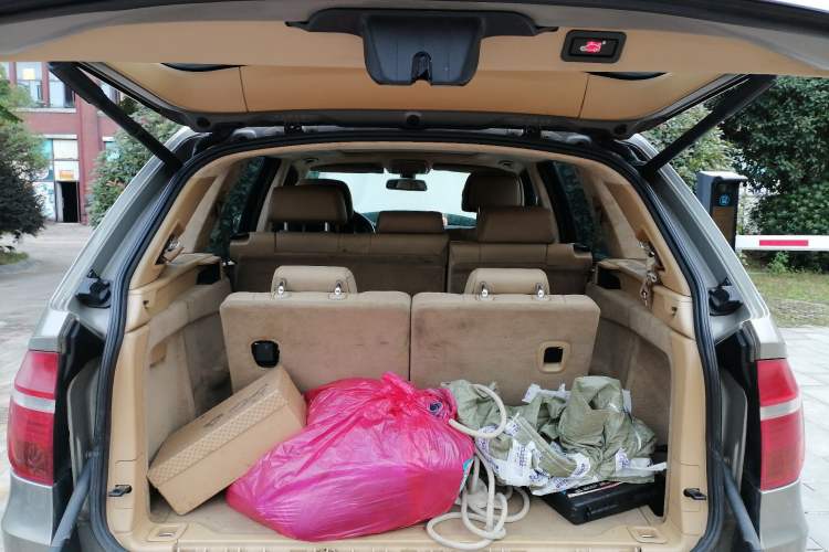 Used BMW X5 2009 xDrive30i Luxury Edition Trunk