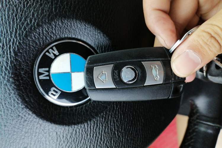 Used BMW X5 2009 xDrive30i Luxury Edition Vehicle Key