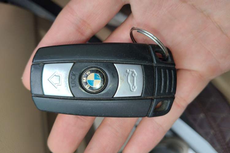 Used BMW X5 2009 xDrive30i Leading Model Vehicle Key