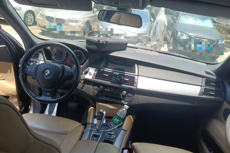 Used BMW X5 2010 X5 M Center Console