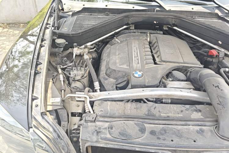 Used BMW X5  Engine Bay Right