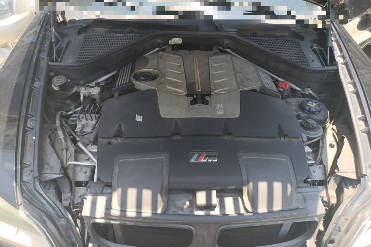 Used BMW X5 2010 X5 M Engine Bay