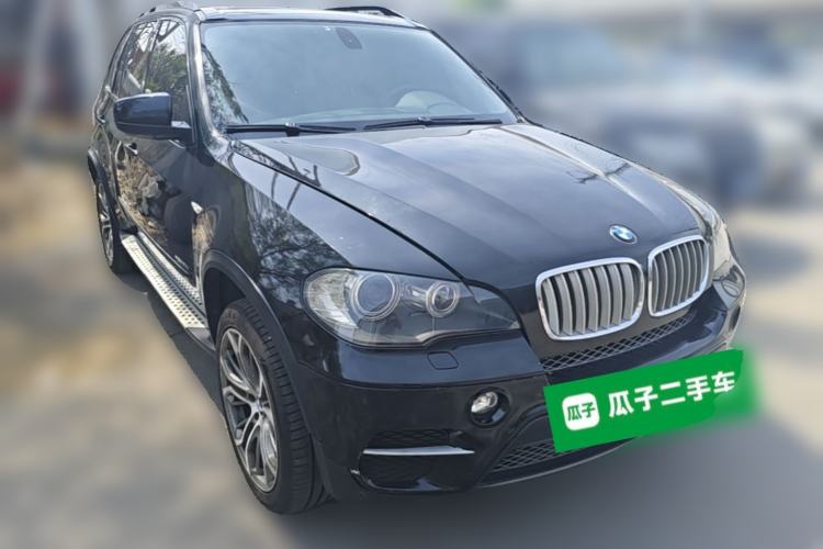 Used BMW X5  Front Right 45 Deg