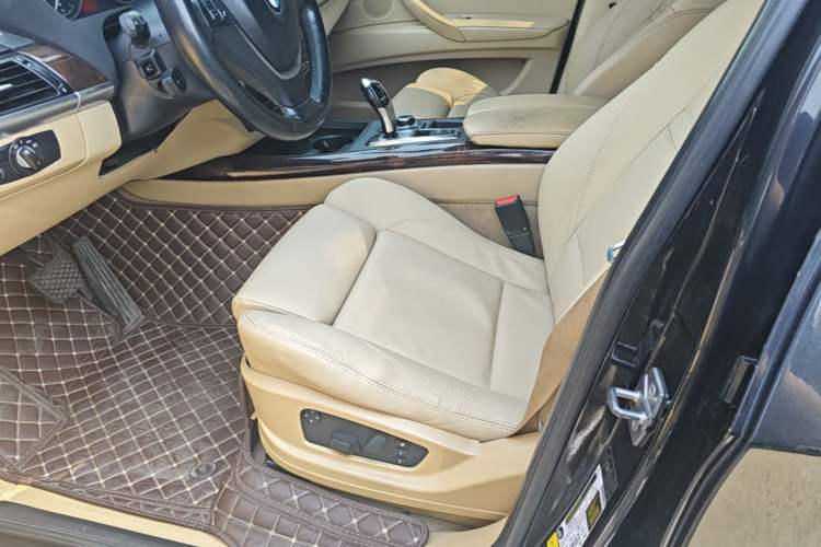 Used BMW X5  Left Front Seat