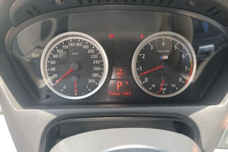 Used BMW X5 2010 X5 M Odometer Close Up