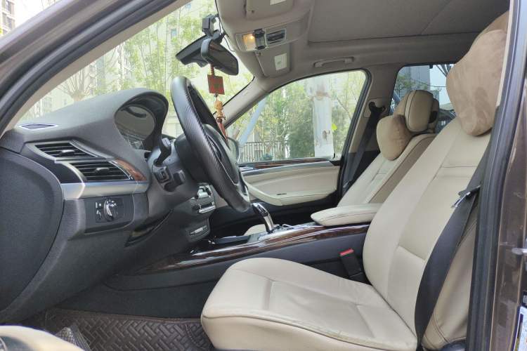 Used BMW X5 2010 3.0si U.S. specification Left Front Seat