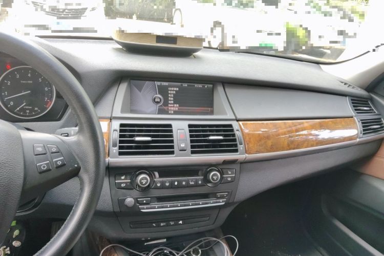 Used BMW X5  Audio And AC Panel