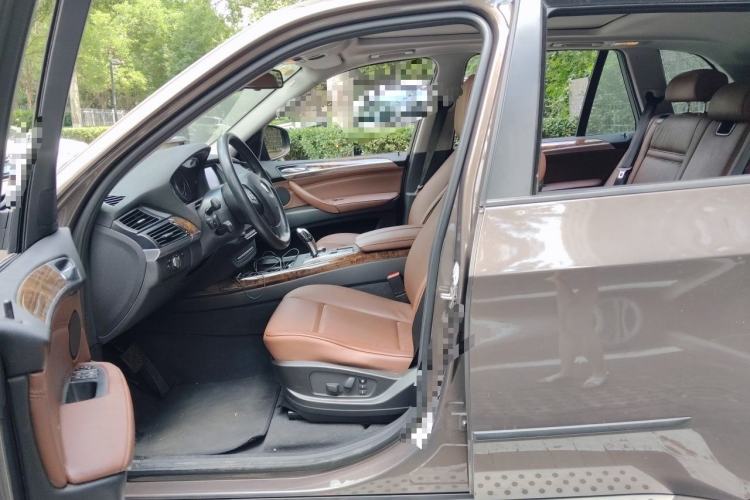 Used BMW X5  Left Front Seat