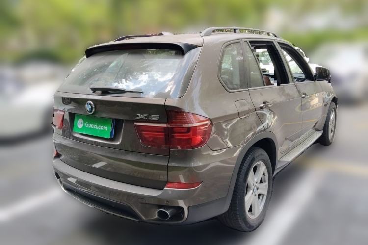 Used BMW X5  Rear Right 45 Deg