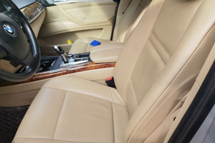 Used BMW X5 2010 xDrive30i Luxury Edition 10th Anniversary Model Left Front Seat