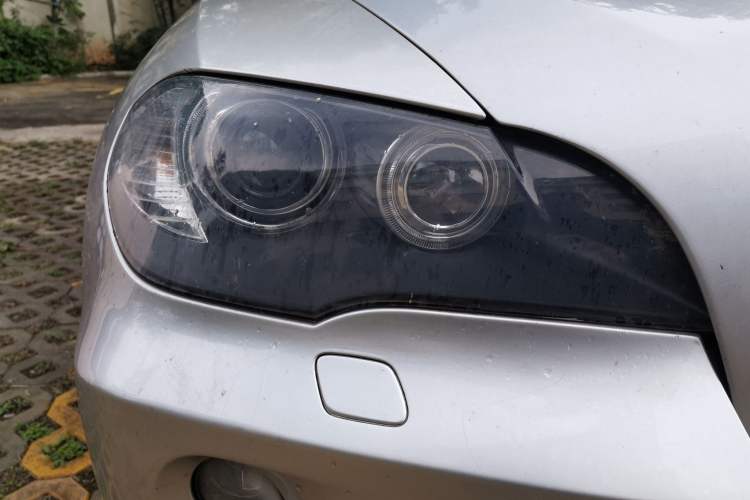 Used BMW X5 2010 xDrive30i Luxury Edition 10th Anniversary Model Right Front Headlight