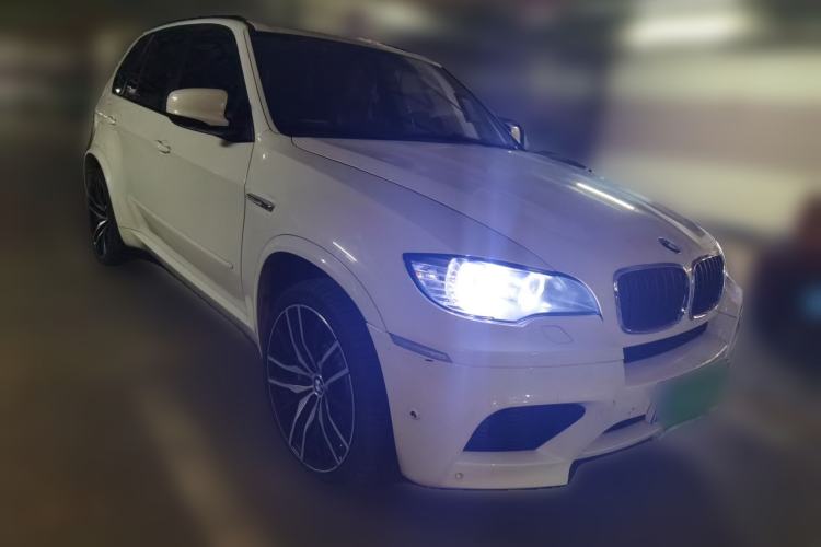 Used BMW X5 2010 X5 M Front Right 45 Deg