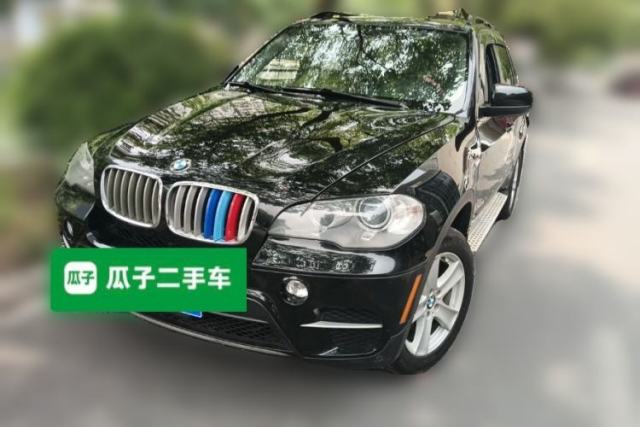 Used BMW X5 BMW X5, automatic transmission, 3.0-liter engine, no sunroof.