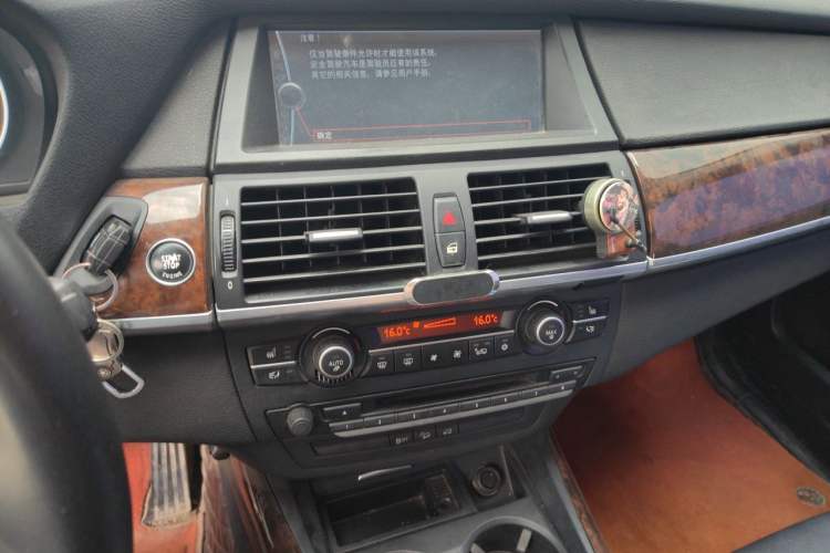 Used BMW X5 2011 xDrive35i Leading Model Audio And AC Panel