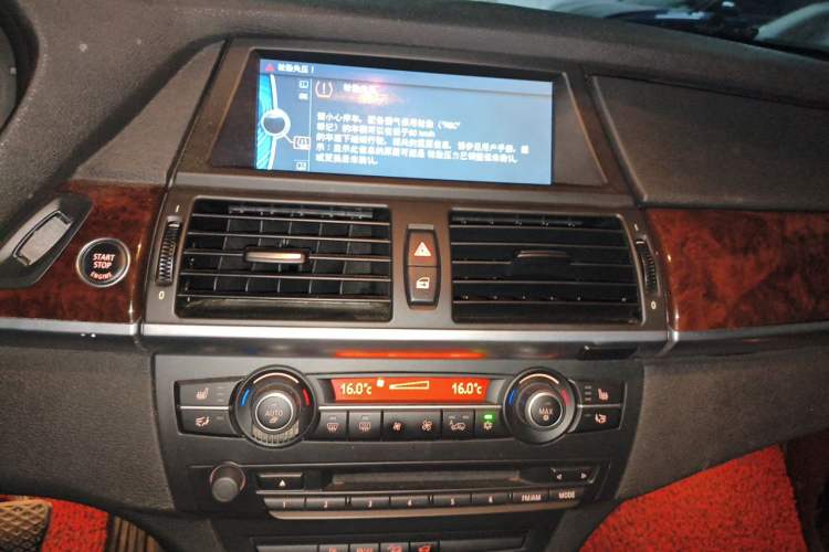 Used BMW X5  Audio And AC Panel