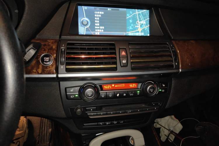 Used BMW X5 2011 xDrive35i Luxury Model Audio And AC Panel