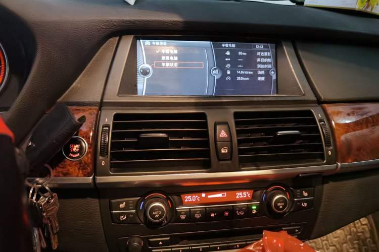 Used BMW X5 2011 xDrive35i Leading Model Audio And AC Panel