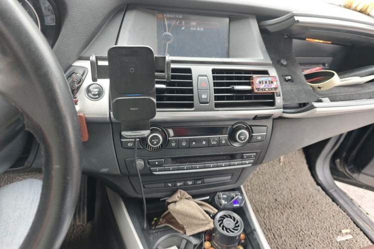 Used BMW X5 2011 xDrive35i Leading Model Audio And AC Panel