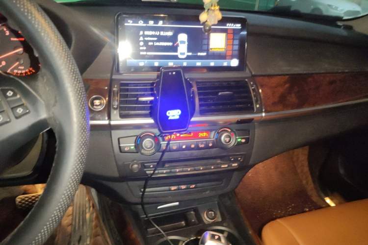 Used BMW X5 2011 xDrive35i Leading Model Audio And AC Panel