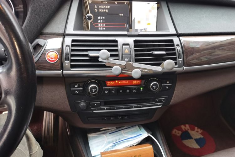 Used BMW X5 2011 xDrive35i Luxury Edition Audio And AC Panel
