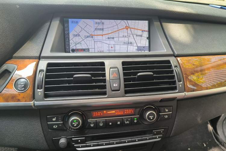 Used BMW X5 2011 xDrive35i Luxury Edition Audio And AC Panel