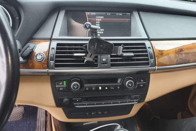 Used BMW X5 2011 xDrive35i Leading Model Audio And AC Panel