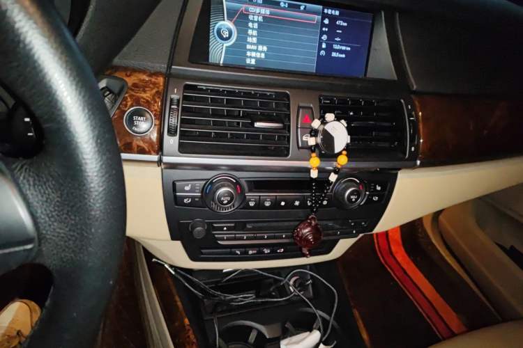Used BMW X5 2011 xDrive35i Luxury Model Audio And AC Panel