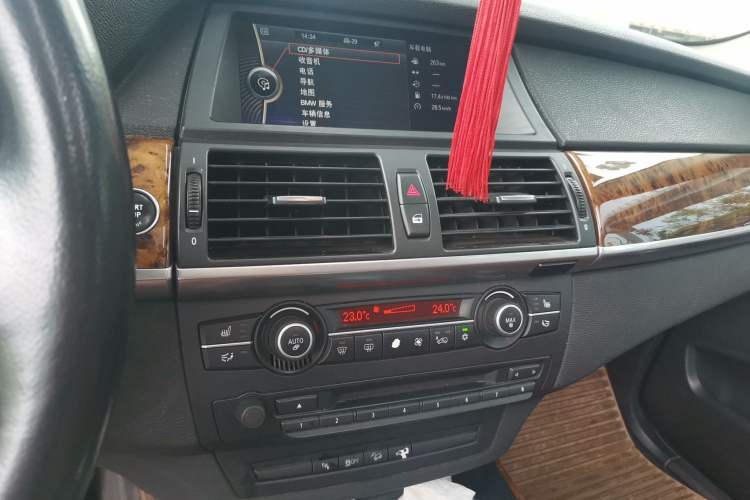 Used BMW X5 2011 xDrive35i Leading Model Audio And AC Panel
