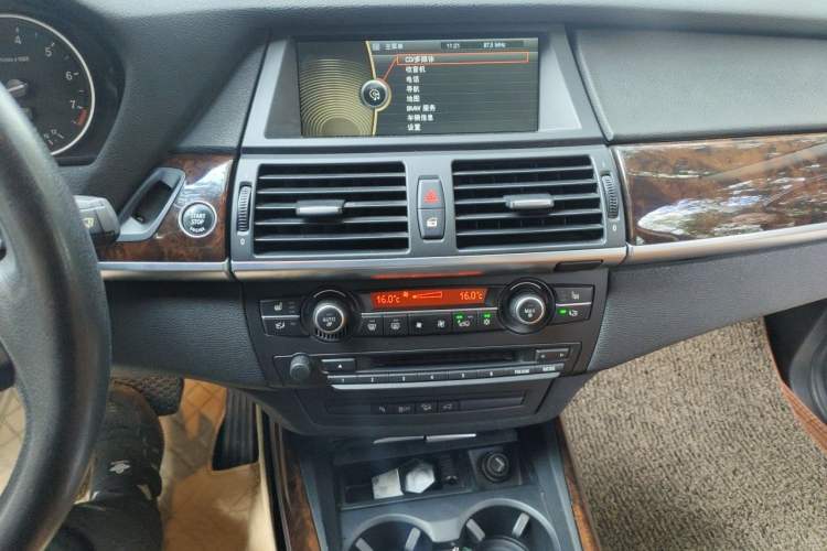 Used BMW X5 2011 xDrive35i Leading Model Audio And AC Panel