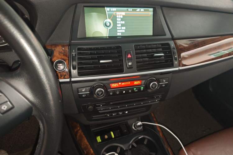 Used BMW X5 2011 xDrive35i Leading Model Audio And AC Panel