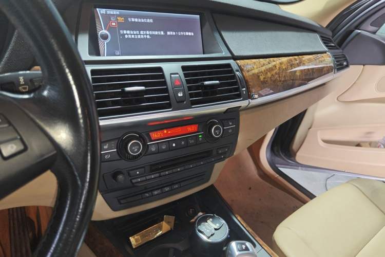 Used BMW X5 2011 xDrive35i Leading Model Audio And AC Panel