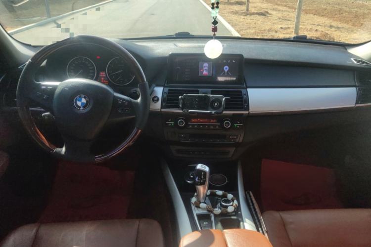 Used BMW X5 2011 xDrive35i Leading Model Center Console