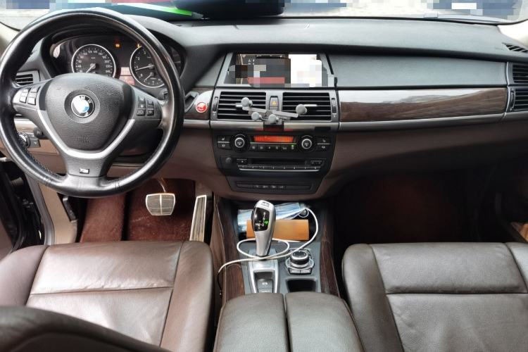 Used BMW X5 2011 xDrive35i Luxury Edition Center Console