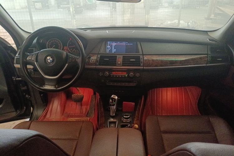 Used BMW X5 2011 xDrive35i Luxury Model Center Console