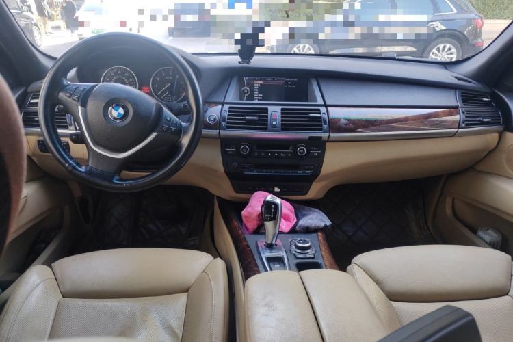 Used BMW X5 2011 xDrive35i Luxury Edition Center Console