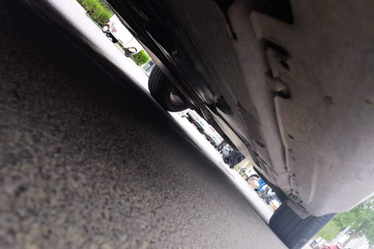 Used BMW X5 2011 xDrive35i Leading Model Chassis Front Left
