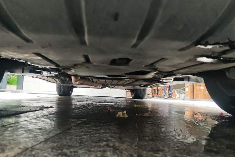 Used BMW X5 2011 xDrive35i Leading Model Chassis Front