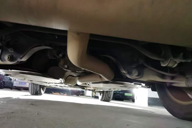 Used BMW X5 2011 xDrive35i Leading Model Chassis Rear