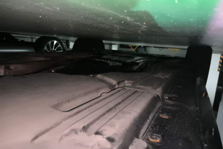 Used BMW X5  Chassis Rear Left